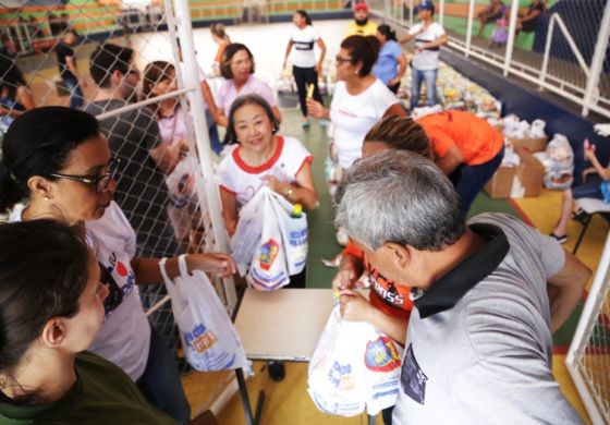 Fundo Social de Andradina realiza entrega de kits no Natal Solidário