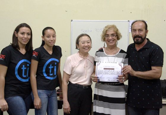 Governo de Andradina realiza formatura do curso de informática para internet voltada à terceira idade