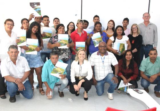 Primeira turma do Programa Frente de Trabalho do Governo de Andradina recebeu qualificações profissionais