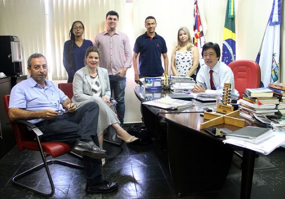 Jamil recebe engenheira da Polícia Científica para acompanhamento final do IC e IML