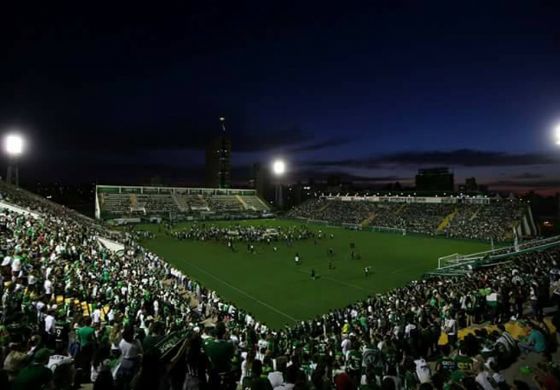 Temer autoriza recursos para memorial e reforma de estádio em Chapecó