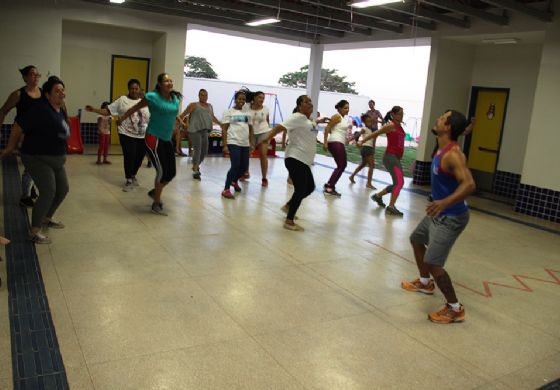 Governo de Andradina está com inscrições abertas para aulas de zumba e capoeira no Castanheiras