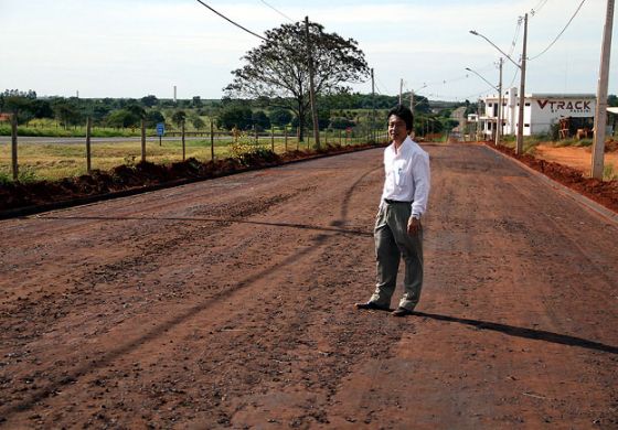 Andradina começa asfaltar o Parque Empresarial