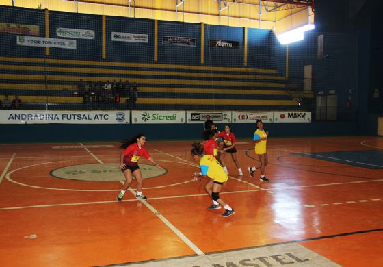 Partidas de handebol agitam final de semana esportivo em Andradina