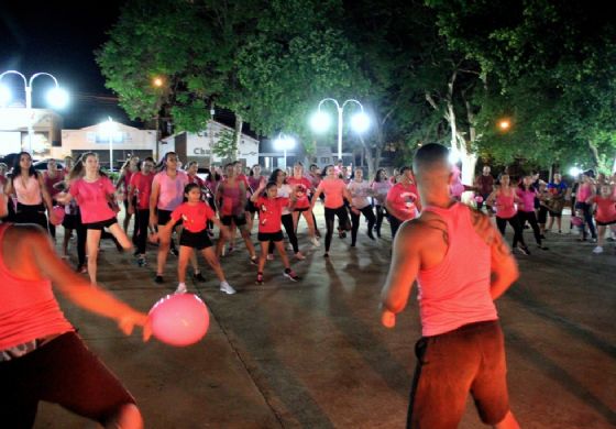 Aulão de zumba encerra programação do Outubro Rosa em Andradina