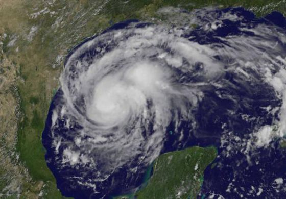 Katrina x Harvey: conheça as diferenças e semelhanças entre os dois furacões