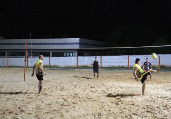 Torneio de futevôlei é encerrado com premiação em Andradina