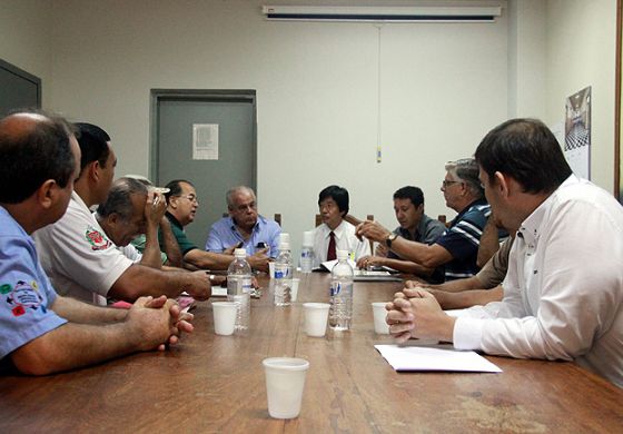 Andradina intermedia discussão para abertura de estrada de acesso para produtores da Primavera