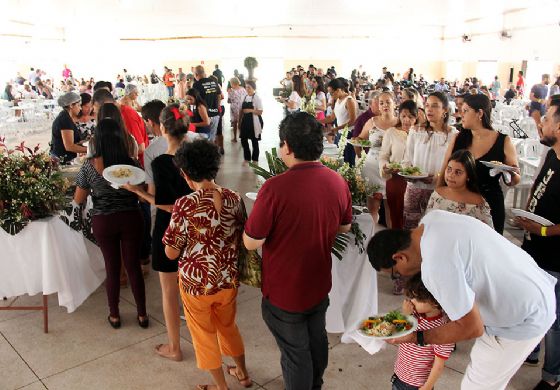 Almoço do Fundo Social arrecada recursos para Natal Solidário