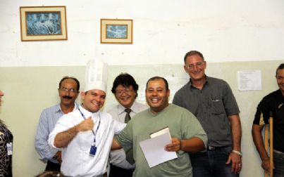 Andradina entrega certificados dos cursos Senac de Confeitaria e Salgadinhos de Festa