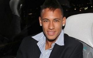 Após assédio Neymar vai ganhar R$ 1 milhão do Santos