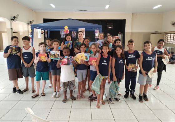 Escola de Murutinga do Sul incentiva leitura com Feira do Livro