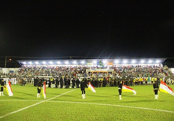 Governo de Andradina reinaugura Estádio em noite histórica e de título inédito 