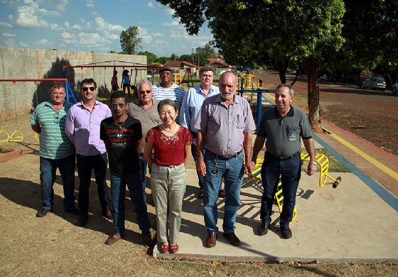 Moradores do Jardim Europa contam com nova academia ao ar livre 