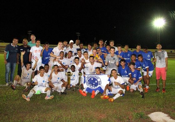 Cruzeiro é campeão das categorias Sub-15 e Sub-17 do Governo de Andradina 