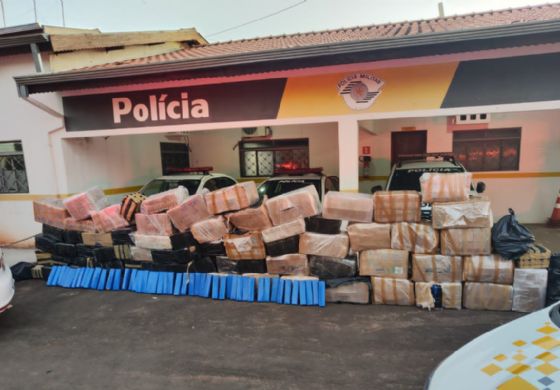 Caminhoneiro é preso com mais de 2 toneladas de maconha em Andradina