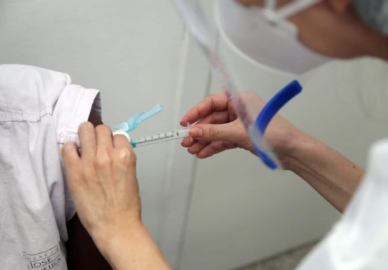 Covid-19: começa a vacinação para 72 anos em Andradina; confira os pontos
