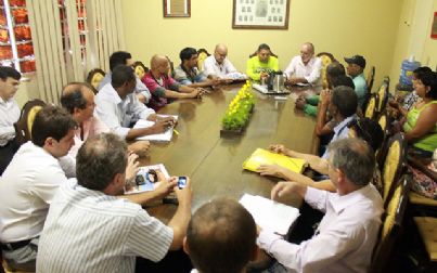 Vereadores buscam entendimento para a legalização dos mototaxistas em Andradina 