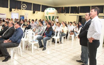 Encontro reúne empresários em Andradina 