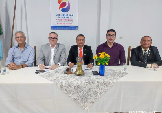 15ª Reunião Festiva do Rotary Club de Andradina: Novos Membros e Homenagem aos Professores