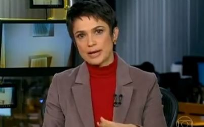 Sandra Annenberg chora ao apresentar reportagem sobre crack na TV