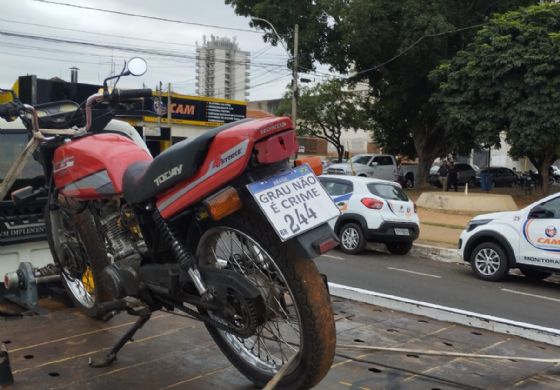 Ocorrência policial envolvendo motocicleta adulterada e furto de energia em Araçatuba