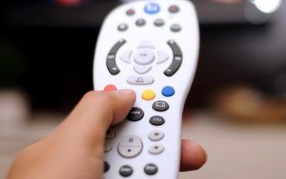 Setor de TV por assinatura apresenta redução no número de assinantes em maio
