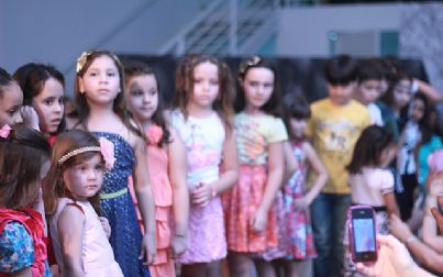 Carinha de Anjo  Delivery lança Campanha Primavera-Verão em desfile 