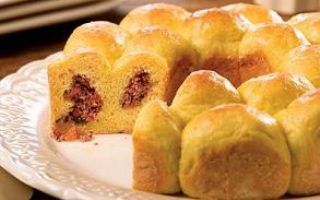 Rosca de Mandioquinha com Linguiça Calabresa