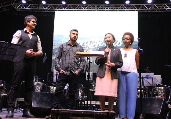 ConSertão fez tributo a música caipira e emocionou o grande público em Andradina