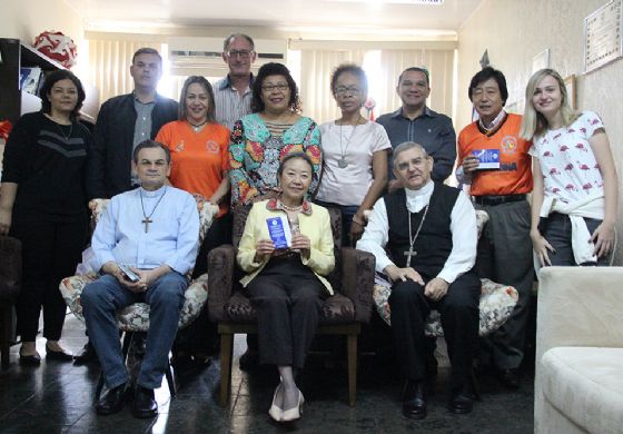 Tamiko recebeu bispo de Araçatuba Dom Sergio