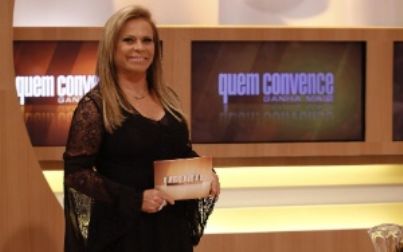 Christina expulsa mulher que diz que programa é "baixaria"