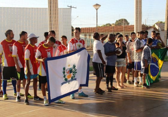 Torneio de Futsal do Governo de Andradina movimenta escolinha na Praça CEU