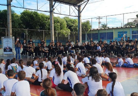 Facmol realiza apresentação para os alunos da EMEB Hirayuki