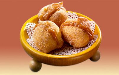 Bolinho de chuva recheados com Doce de Leite