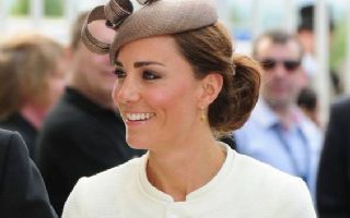 Kate Middleton faz mulheres gastarem fortunas	
