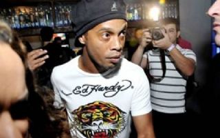 Site de relações extraconjugais quer Ronaldinho Gaúcho