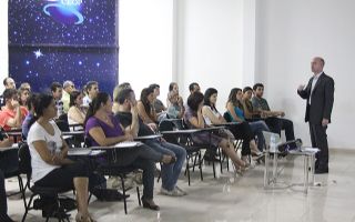 Palestra do Sebrae em Andradina focou aumento de vendas 