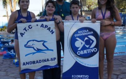 Nadadores andradinenses conquistam 76 medalhas na regional