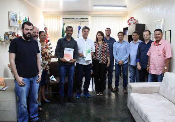 Andradina recebe investimento em novo viveiro de mudas que vai gerar 150 empregos