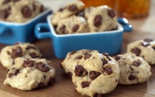 Cookies com gotas de chocolate