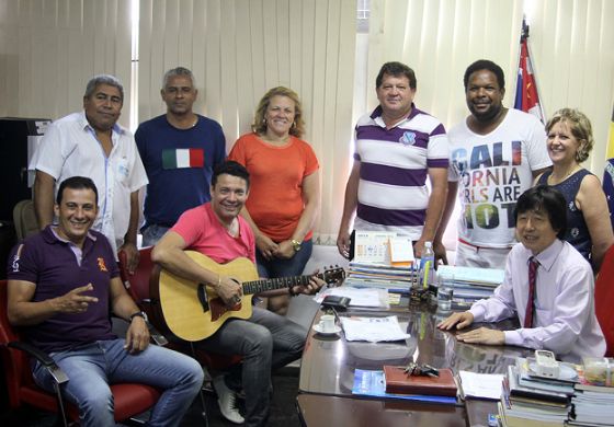 Jamil recebe visita da dupla andradinense Betho & Menon