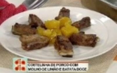 Faça costela de porco com molho de limão