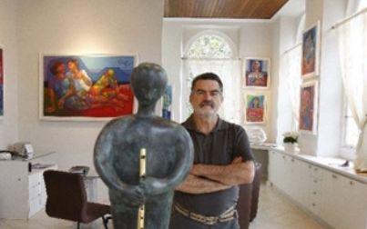 Artista plástico andradinense Adélio Sarro expõe em Curitiba