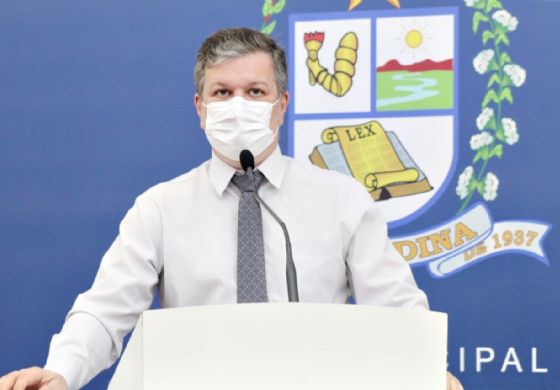  Câmara aprova a servidores municipais aposentados da Educação 