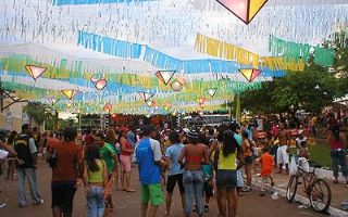 Principais carnavais da região buscam atrair foliões