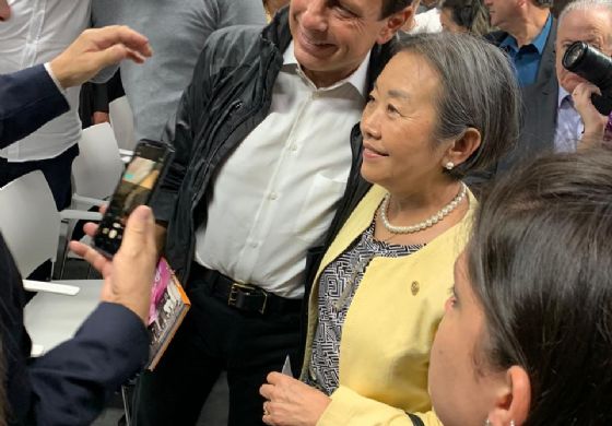 Tamiko assina filiação ao PSDB com a presença do governador João Dória