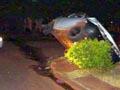 Andradina: carro colidiu contra trilho 