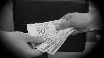Três em cada cinco autoridades expulsas do governo saem por corrupção