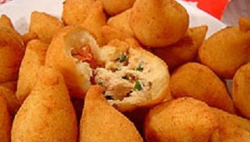 Coxinha é salgadinho ideal para dias de jogos